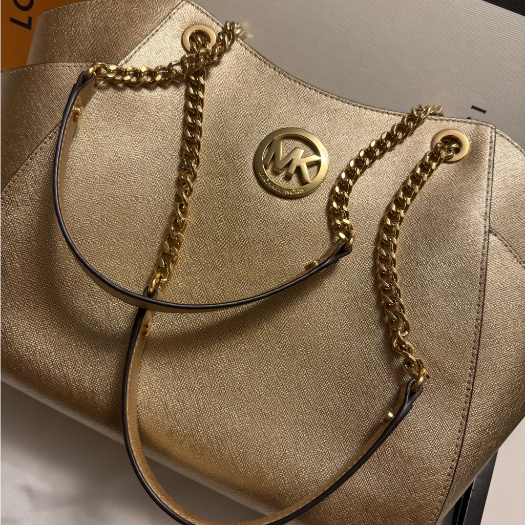 Michael Kors Shoulder Bag Excellent Condition